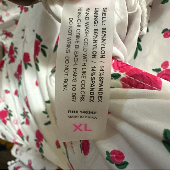 2 piece Betsey Johnson Floral Print Women's Swim Suit w/ swim skirt - Picture 5 of 6